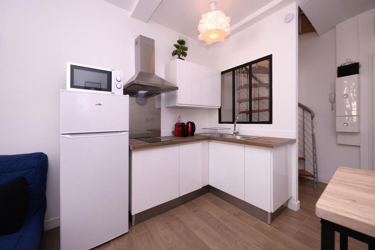 Le Nostradamus - Magnifique Appartement Cours Principal Plein Centre Avec Parking サロン＝ド＝プロヴァンス エクステリア 写真